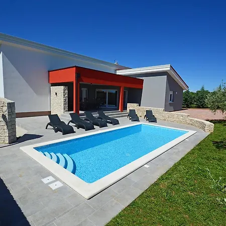 Holiday Home Krnica 37.1 Krnica