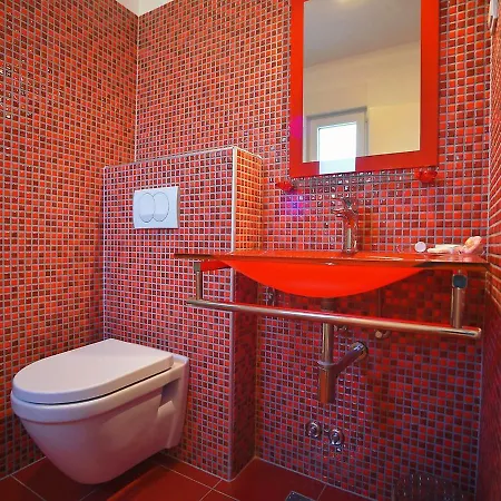 Villa Holiday Home Krnica 37.1 *